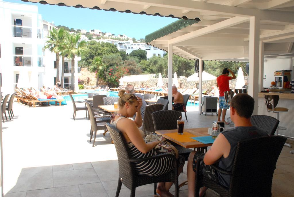 גומבט Costa Queen Suites מראה חיצוני תמונה