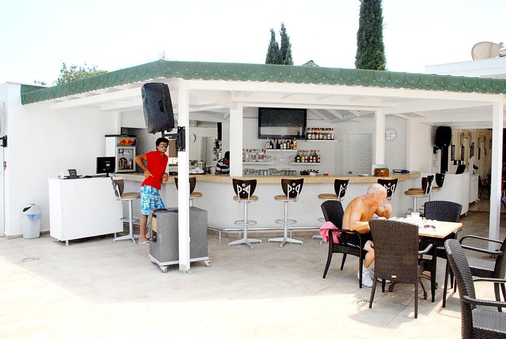 גומבט Costa Queen Suites מראה חיצוני תמונה