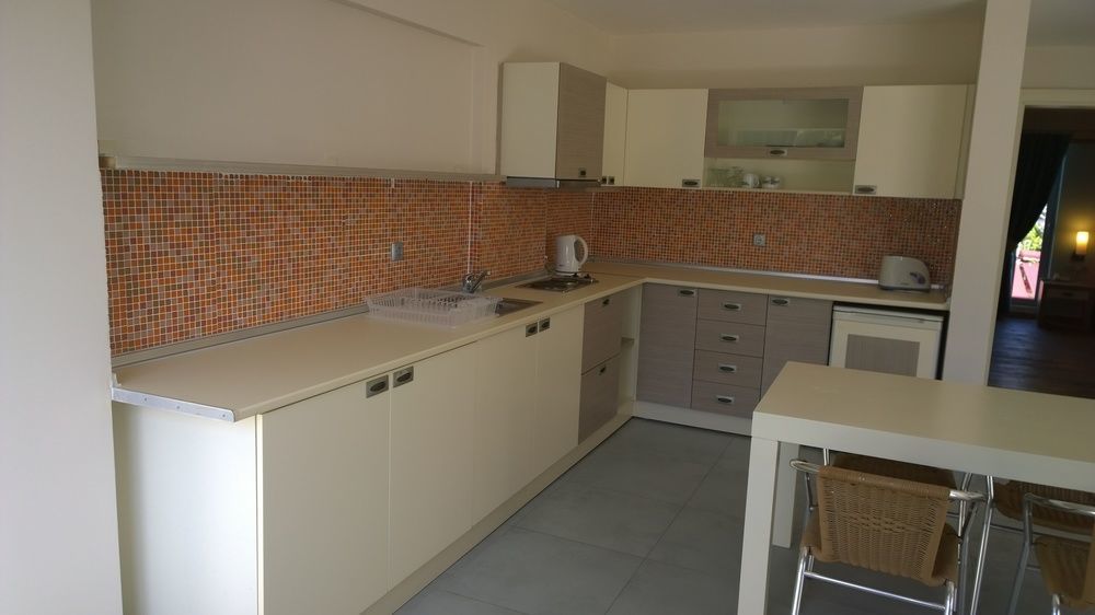 גומבט Costa Queen Suites מראה חיצוני תמונה