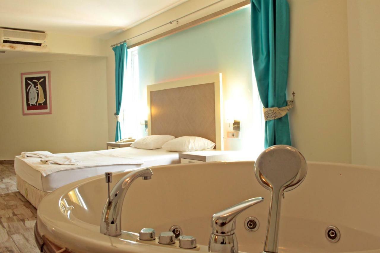 גומבט Costa Queen Suites מראה חיצוני תמונה